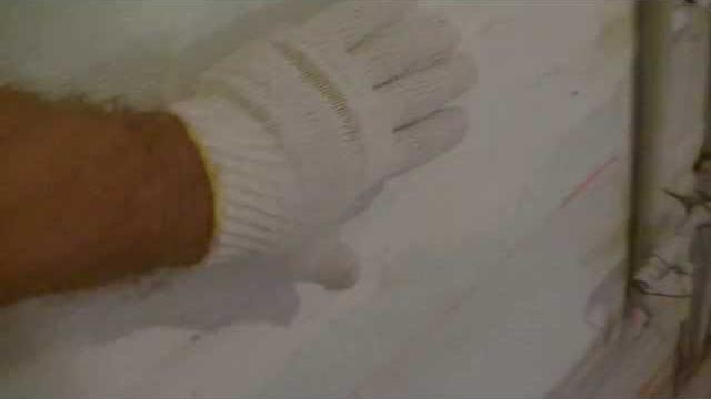 How to putty walls under wallpaper How to putty walls under wallpaper