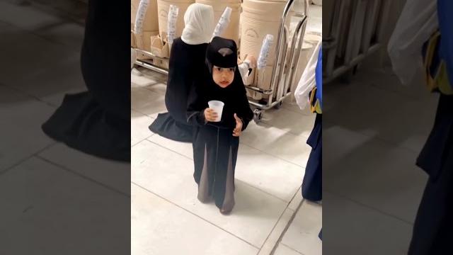 ya rabbe mustafa tu mujhe hajj pe bula#shorts #video #youtubeshorts #makkah #viralvideo #kabalive ya rabbe mustafa tu mujhe hajj pe bula#shorts #video #youtubeshorts #makkah #viralvideo #kabalive