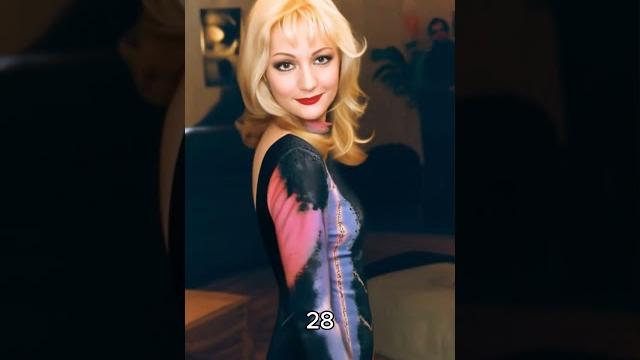Помнишь Татьяну Буланову? Её песни мы слушали сердцем… Помнишь Татьяну Буланову? Её песни мы слушали сердцем…