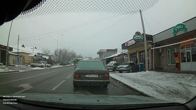 Шымкент. Автобус. Нарушение ПДД. Шымкент. Автобус. Нарушение ПДД.