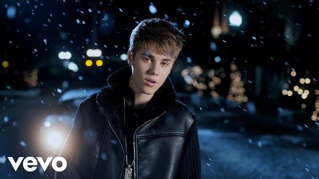 Justin Bieber - Mistletoe (Official Music Video) Justin Bieber - Mistletoe (Official Music Video)