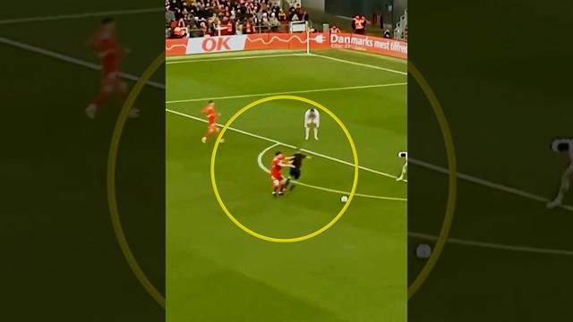 Futboldagi Kulguli Xolatlar #shorts Futboldagi Kulguli Xolatlar #shorts