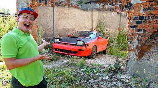 Купили на аукционе автомобиль за 150 тысяч и нашли его в сарае! Купили на аукционе автомобиль за 150 тысяч и нашли его в сарае!