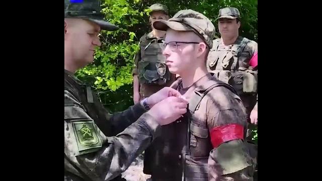 Военнослужащих, отразивших атаки на Шебекино, наградили Военнослужащих, отразивших атаки на Шебекино, наградили