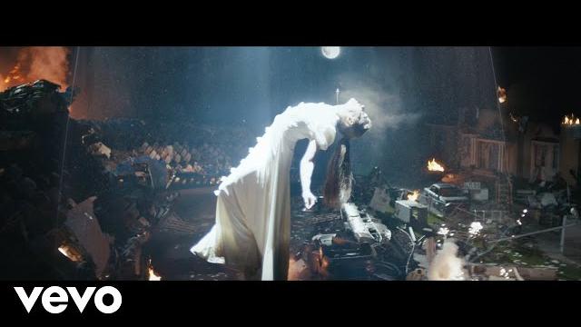 Ariana Grande - supernatural (Official Music Video) Ariana Grande - supernatural (Official Music Video)