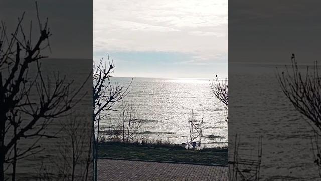 А по небу бегут видишь чьи-то следы А по небу бегут видишь чьи-то следы