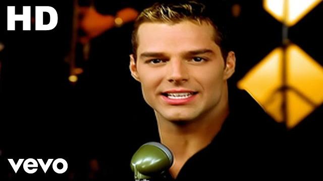 Ricky Martin - Livin' La Vida Loca (Official Video) Ricky Martin - Livin' La Vida Loca (Official Video)