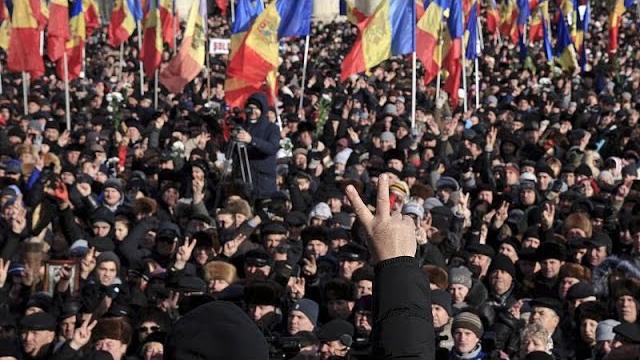 Майя Санду: "Люди выйдут на улицы" Майя Санду: "Люди выйдут на улицы"