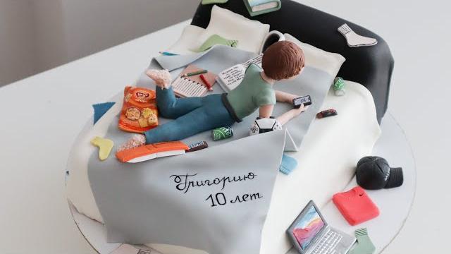 Торт КРОВАТЬ с детализацией Торт КРОВАТЬ с детализацией