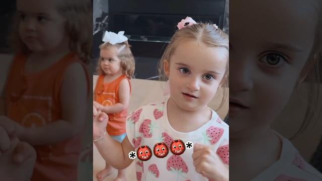 Toddlers Always Have Mom’s Back Toddlers Always Have Mom’s Back