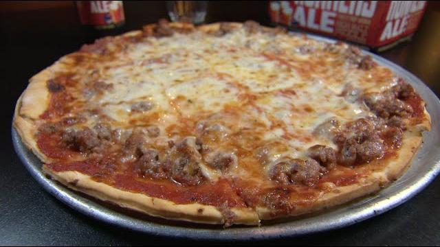 Chicago’s Best Pizza: Lino’s Chicago’s Best Pizza: Lino’s