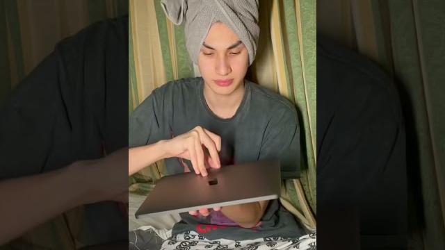 Поздравил батю с днём отца! Поздравил батю с днём отца!