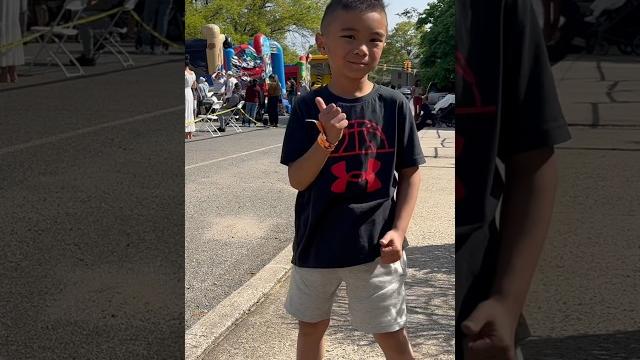 Nassau Boulevard Street Fair #viral #viralvideo #fair #videos #streetfood #bouncehouses #shorts Nassau Boulevard Street Fair #viral #viralvideo #fair #videos #streetfood #bouncehouses #shorts