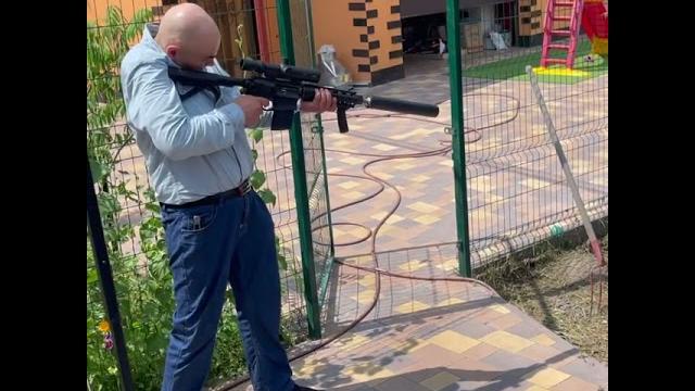 АНДРЕЙ ЩАДИЛО РАЗВЛЕКАЕТСЯ АНДРЕЙ ЩАДИЛО РАЗВЛЕКАЕТСЯ