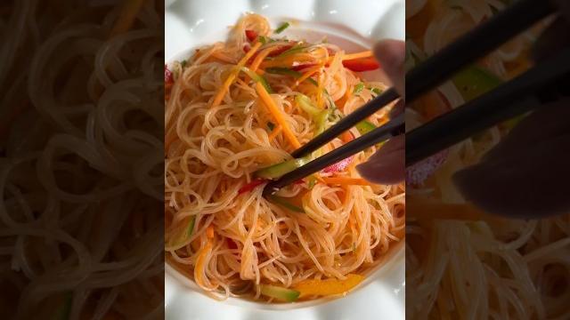 И МЯСА НЕ НАДО, ТАКУЮ ВКУСНУЮ ЛАПШУ Я ГОТОВА ДЕЛАТЬ КАЖДЫЙ ДЕНЬ️НУ ОЧЕНЬ БЫСТРАЯ ФУНЧОЗА С ОВОЩАМИ И МЯСА НЕ НАДО, ТАКУЮ ВКУСНУЮ ЛАПШУ Я ГОТОВА ДЕЛАТЬ КАЖДЫЙ ДЕНЬ️НУ ОЧЕНЬ БЫСТРАЯ ФУНЧОЗА С ОВОЩАМИ
