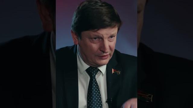 Про персидские ковры, еду по прейскуранту и визиты жены: как жилось Бандере в концлагере? #shorts Про персидские ковры, еду по прейскуранту и визиты жены: как жилось Бандере в концлагере? #shorts