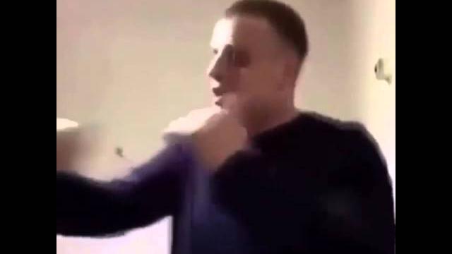 Самый четкий прикол)) Самый четкий прикол))