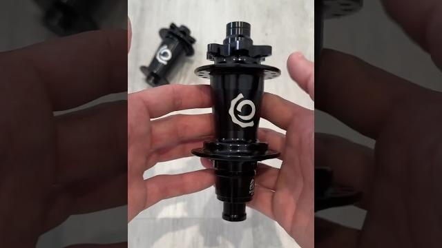 Купил втулки за 1000€ Industry Nine Hydra Купил втулки за 1000€ Industry Nine Hydra