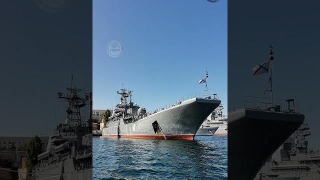 Обломки Новочеркасска — по всей Феодосии #вмф Обломки Новочеркасска — по всей Феодосии #вмф