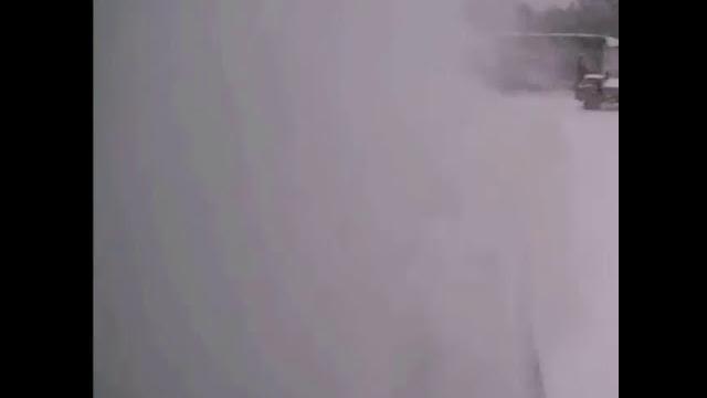 Уборка снега. Прикол Ржака Уборка снега. Прикол Ржака
