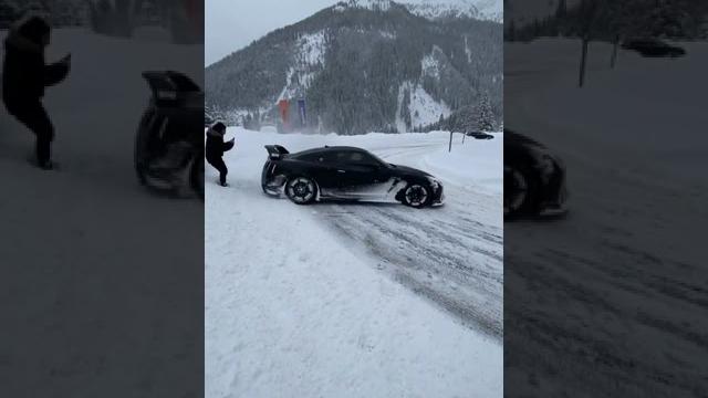 Nissan GTR R35 || Snow drifting ️ Nissan GTR R35 || Snow drifting ️