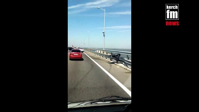 видео с места аварии на Крымском мосту видео с места аварии на Крымском мосту