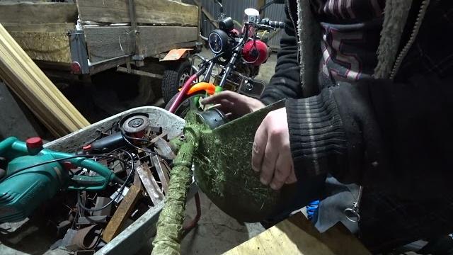 Обслуживание редуктора триммера Makita UR3502 Обслуживание редуктора триммера Makita UR3502
