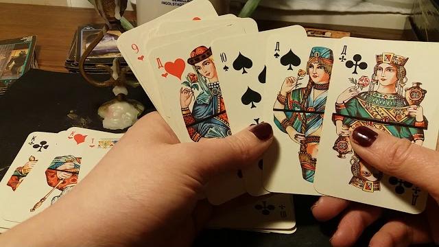 Гадание на картах. КТО И ЧТО МЕЖДУ НАМИ. Гадание на картах. КТО И ЧТО МЕЖДУ НАМИ.