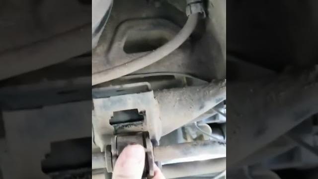 Замена втулок стабилизатора Замена втулок стабилизатора
