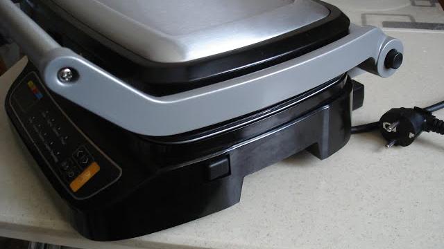 Электрогриль Midea MGR-4500 Электрогриль Midea MGR-4500