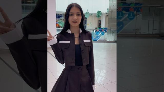 Я тебя фоткаю, ты там готова? Я тебя фоткаю, ты там готова?