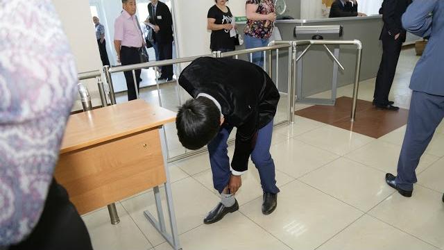 Как списать на выпускном экзамене? Как списать на выпускном экзамене?