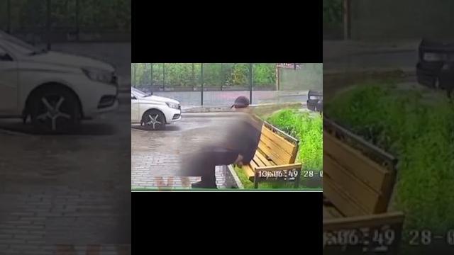 В Ижевске мужик постеснялся сходить по-большому в гостях у женщины #ижевск #удмуртия #отношения В Ижевске мужик постеснялся сходить по-большому в гостях у женщины #ижевск #удмуртия #отношения