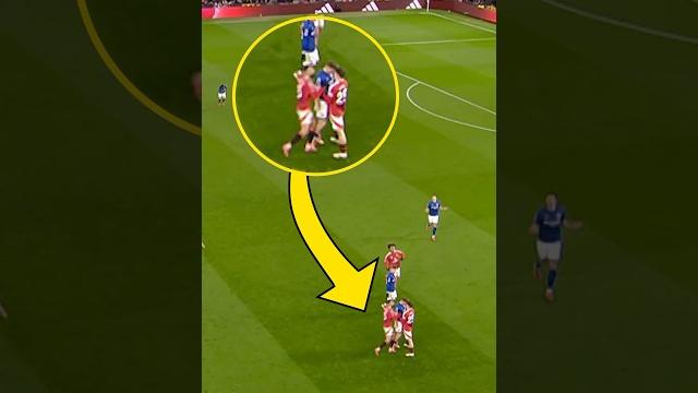 Mazraoui FIGHTS For The Team ️ Mazraoui FIGHTS For The Team ️