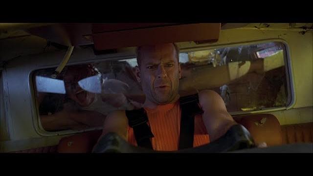 Пятый элемент The Fifth Element \ Погоня от полиции Пятый элемент The Fifth Element \ Погоня от полиции