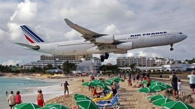 Пляж Maho Beach - самый опасный аэропорт Пляж Maho Beach - самый опасный аэропорт