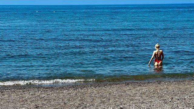АЛУШТА СЕГОДНЯ ПРОСТО КРАСАВИЦА. Обзор пляжей и цены на всё подряд. Профессорский уголок. Крым. АЛУШТА СЕГОДНЯ ПРОСТО КРАСАВИЦА. Обзор пляжей и цены на всё подряд. Профессорский уголок. Крым.