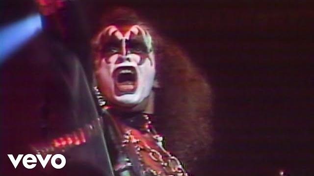 Kiss - Rock And Roll All Nite (From Kiss eXposed) Kiss - Rock And Roll All Nite (From Kiss eXposed)
