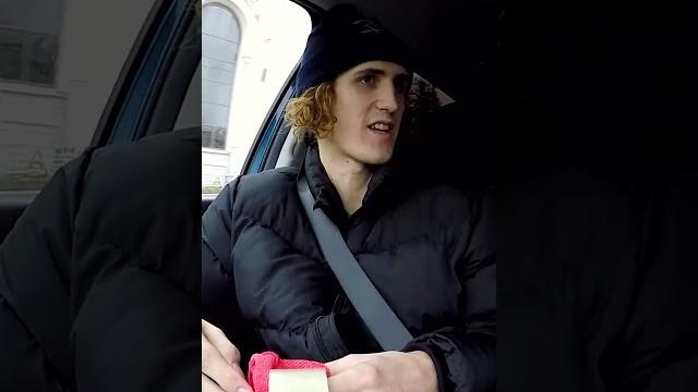 Пассажир простой как "три рубля" хотел перевезти брус 3-х метровый в такси #юмор #глазамитаксиста Пассажир простой как "три рубля" хотел перевезти брус 3-х метровый в такси #юмор #глазамитаксиста