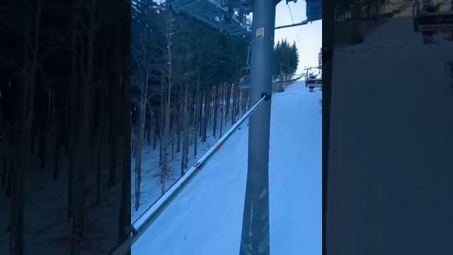 У нас на лыжах своя атмосфера | прикол У нас на лыжах своя атмосфера | прикол