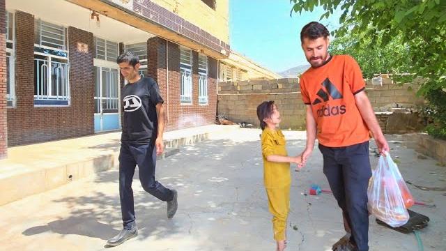 Хашем покупает дом, чтобы улучшить условия жизни Гадира Хашем покупает дом, чтобы улучшить условия жизни Гадира