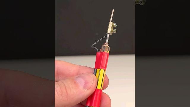 How to make a soldering iron from a pencil! #shorts How to make a soldering iron from a pencil! #shorts