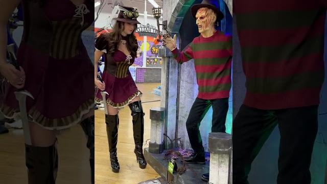 RIP Freddy! Merrick & @rachelmichellepizzolato Thx @spirithalloween #horror #funny #halloween RIP Freddy! Merrick & @rachelmichellepizzolato Thx @spirithalloween #horror #funny #halloween