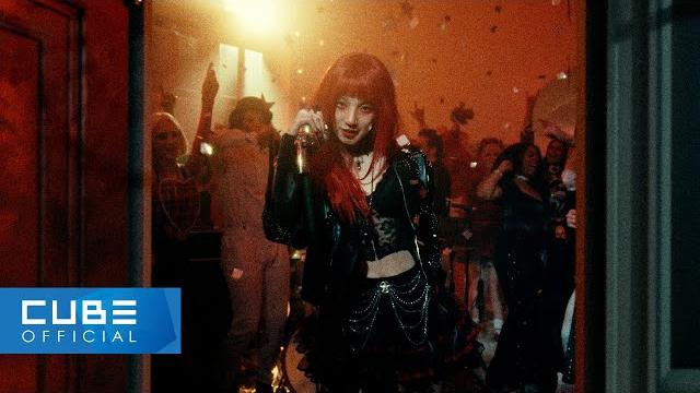 YUQI - 'FREAK' Official Music Video YUQI - 'FREAK' Official Music Video