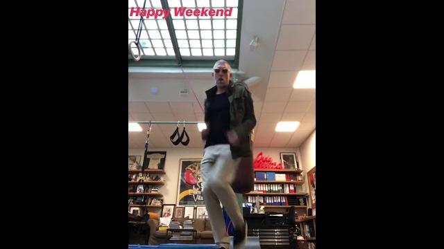 Венсан Кассель зажигает / Vincent Cassel dancing Венсан Кассель зажигает / Vincent Cassel dancing
