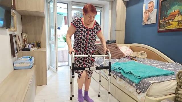 МАМА СТАЛА ХОДИТЬ МАМА СТАЛА ХОДИТЬ