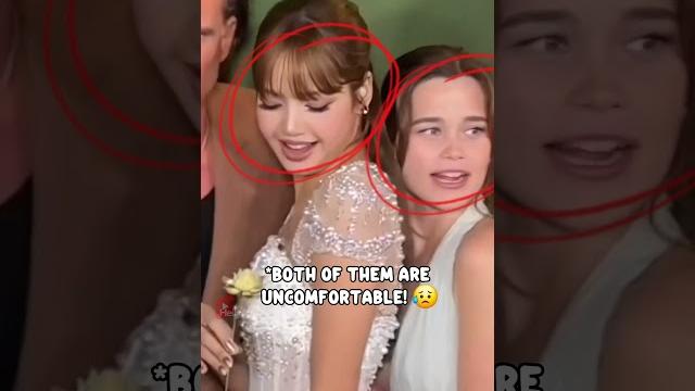 Lisa feels uncomfortable with this situation!! #blackpink Lisa feels uncomfortable with this situation!! #blackpink