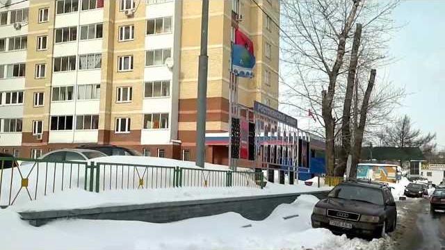 Парковка на тротуаре Парковка на тротуаре