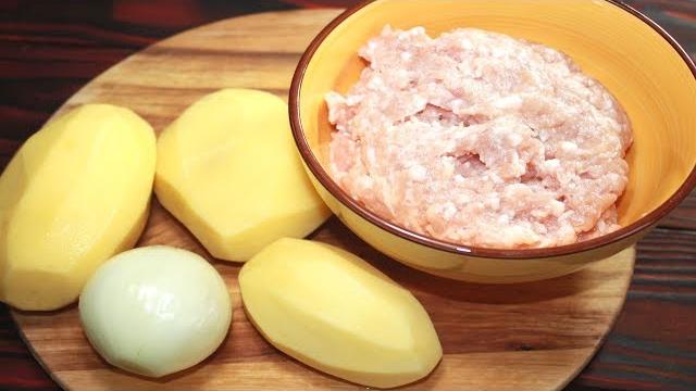 Беру Фарш, картофель и луковицу и готовлю вкусный Ужин. Беру Фарш, картофель и луковицу и готовлю вкусный Ужин.