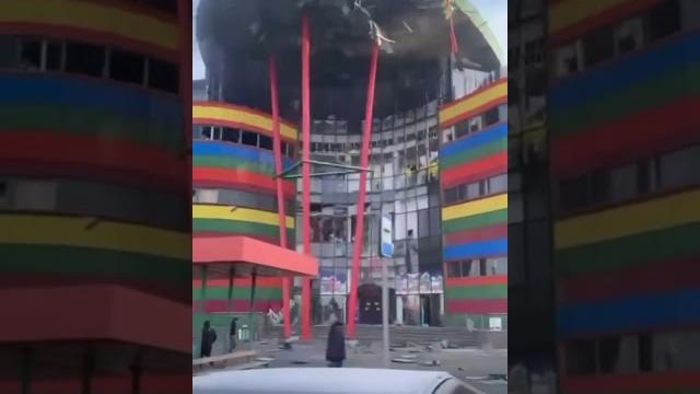 Взрыв в ТЦ "Алания Молл" во Владикавказе Взрыв в ТЦ "Алания Молл" во Владикавказе